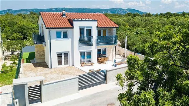 Apartmani Drage *